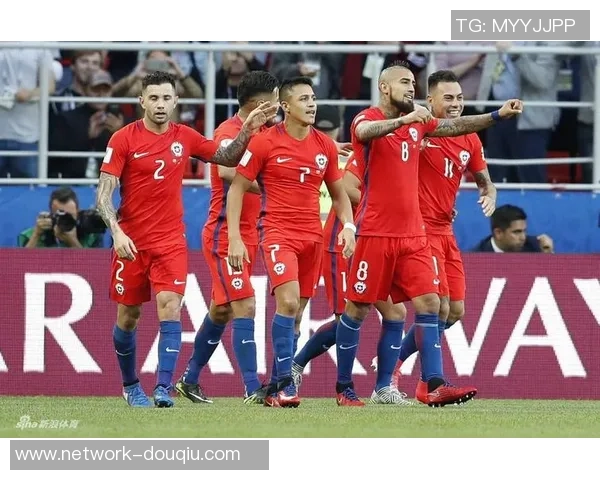 2016年智利与哥伦比亚激战回顾：足球盛宴中的精彩瞬间与战术较量