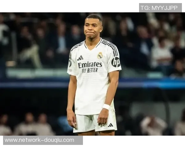 姆巴佩欧冠帽子戏法后暗示未来去向引发球迷热议 姆巴佩欧冠帽子戏法后暗示未来去向引发球迷热议